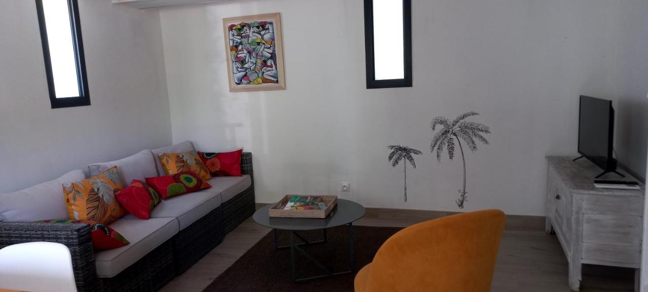Charmant Logement Avec Terrasse Salinelles 외부 사진