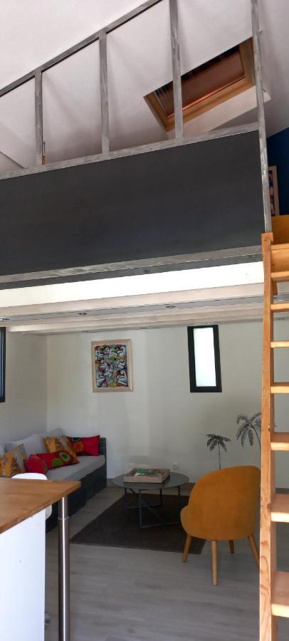 Charmant Logement Avec Terrasse Salinelles 외부 사진